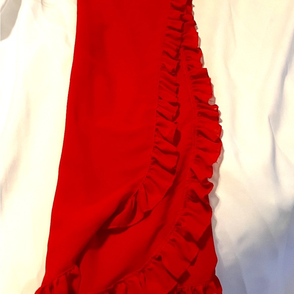 Red Cover Up - Picture 5 of 5